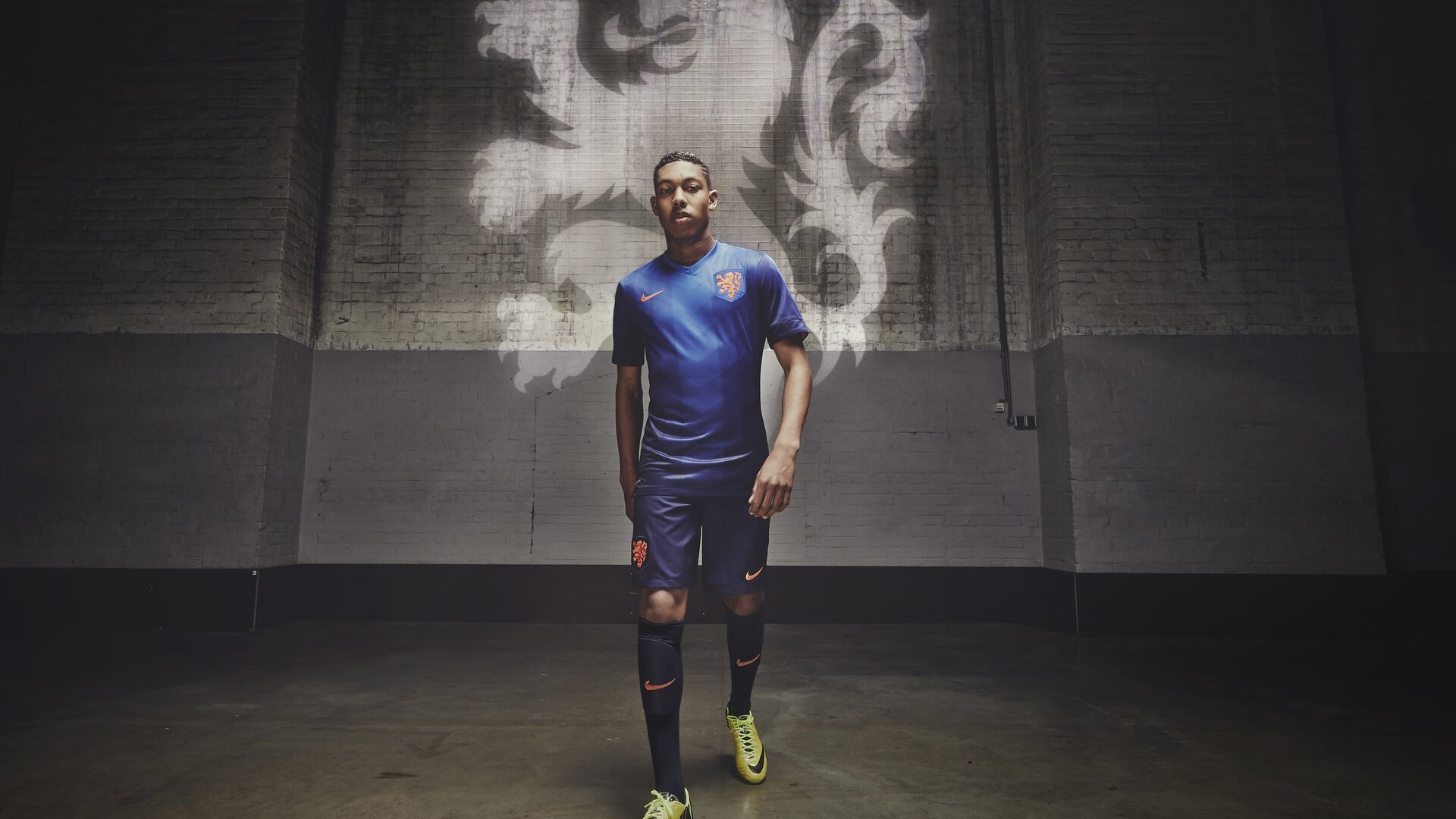 绿茵场上的战争隐喻,乌克兰狂胜国际米兰,罗德里展现巨星价值