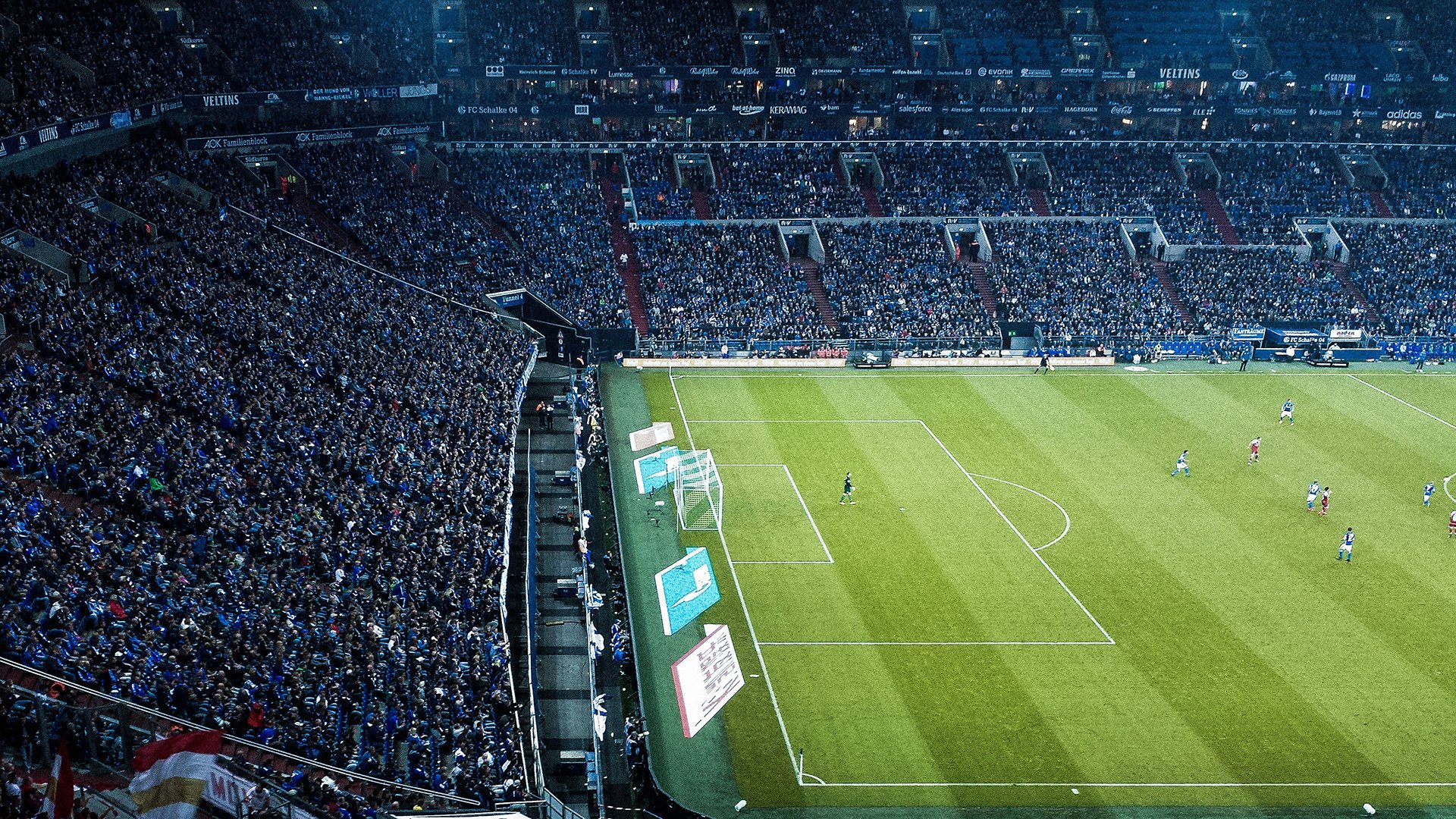 皮克闪电破门定乾坤，卡塔尔友谊赛对阵拉齐奥，开场即锁定胜局